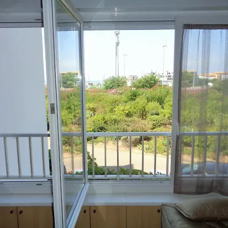 Studio Avec Parking En Fron De Mer דירה *